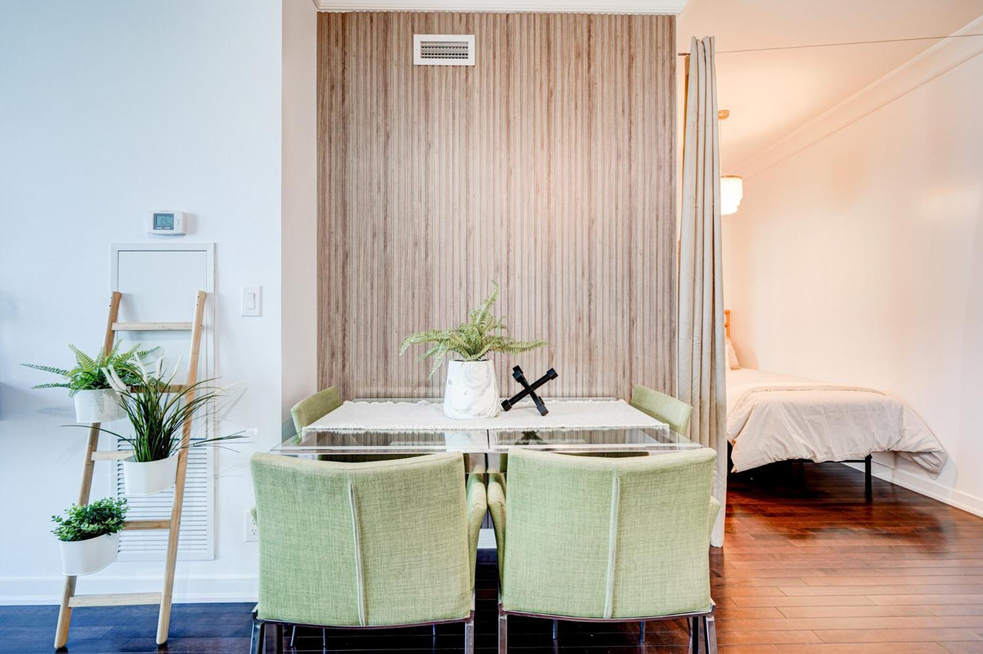 Skytree - Modern Rusty Condo Close To Union Station In Heart Of Downtown โตรอนโต ภายนอก รูปภาพ