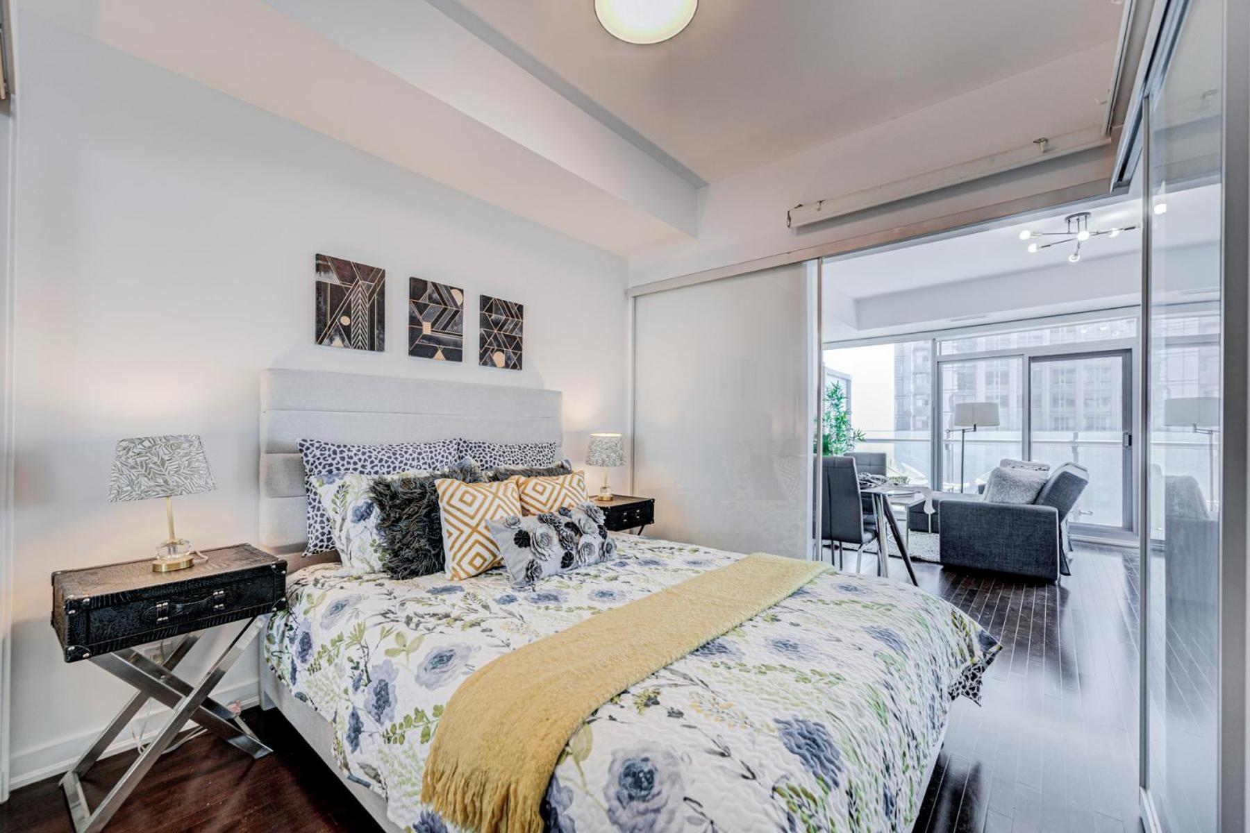 Skytree - Modern Rusty Condo Close To Union Station In Heart Of Downtown โตรอนโต ภายนอก รูปภาพ